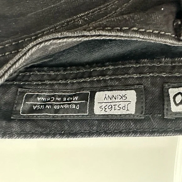 Miss me Jeans - Picture 3 of 3